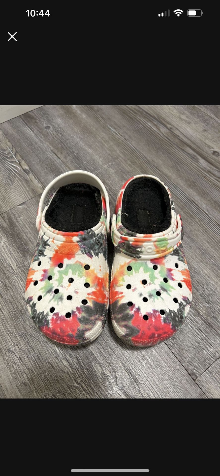 Youth Lined Crocs J2