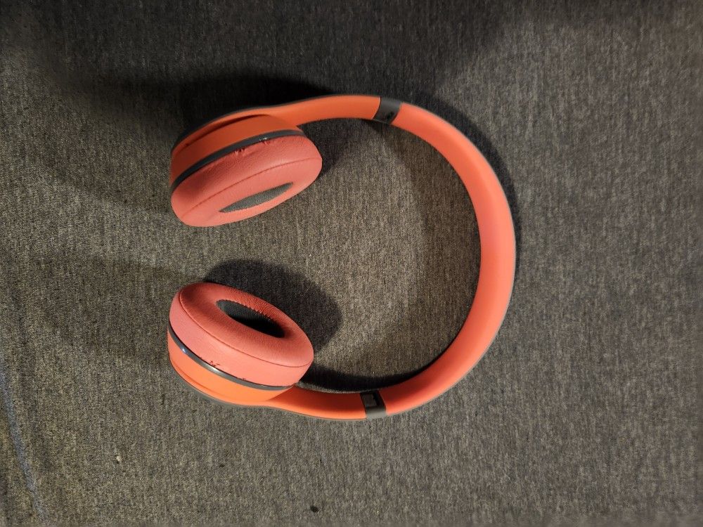 Beats Solo