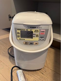 Zojirushi BB-HAC10 Breadmaker (1 lb loaf)