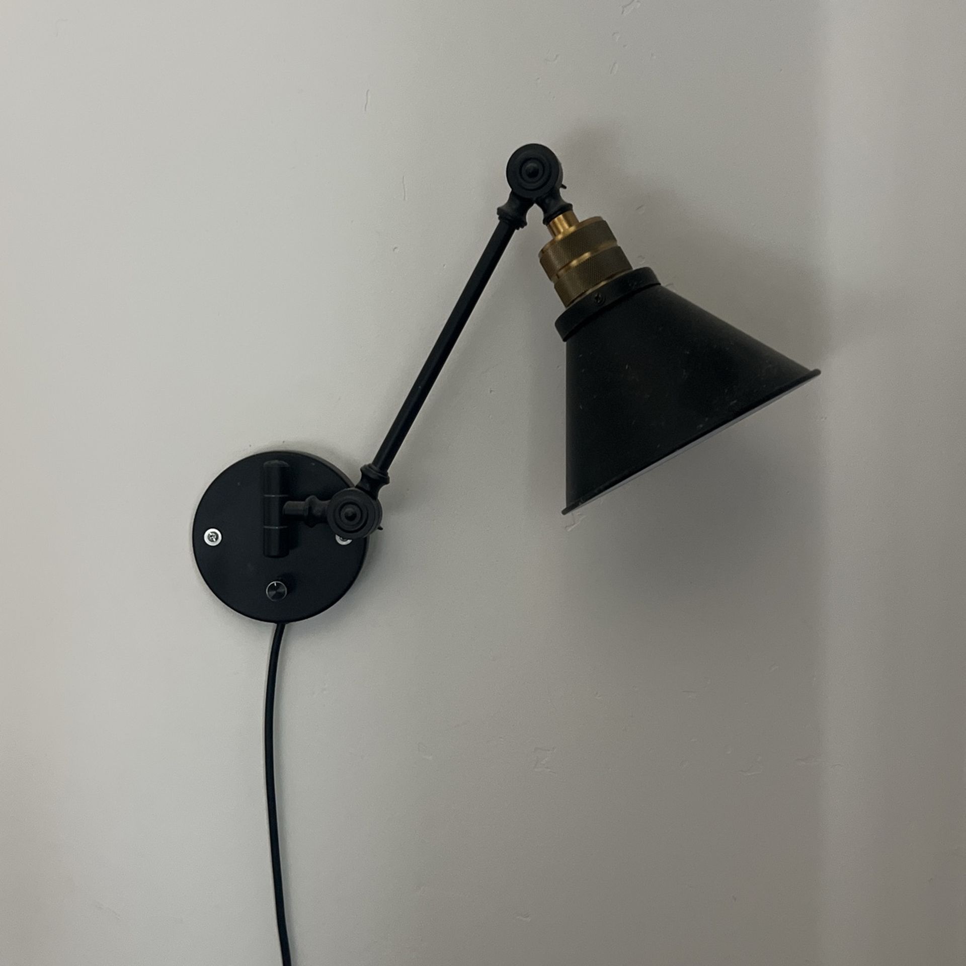 2 Wall Lamps $25