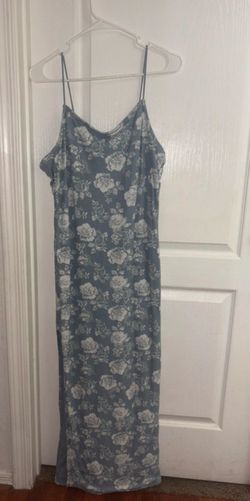 Women’s dress
