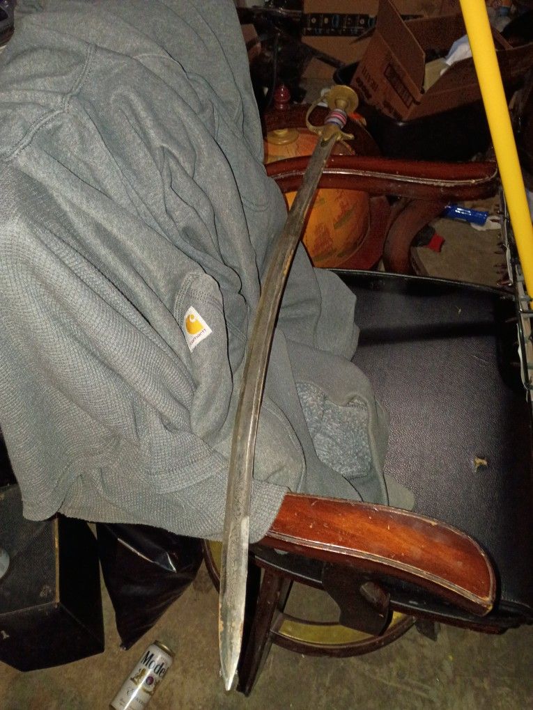 Nice Sword Made In Pakistan Real Sturdy. Velvet Case.