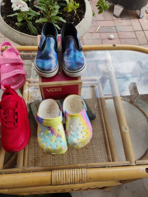Bands And Crops Vans Size 8 And Crops Size 9