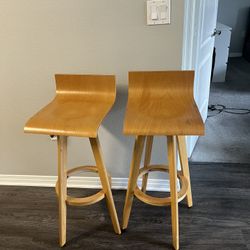 Dery Swivel Bar & Counter Stool