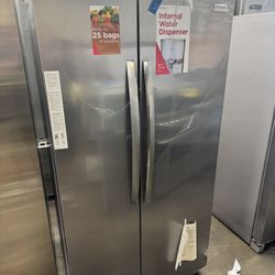 New Frigidaire Stainless Steel Side By Side Refrigerator 