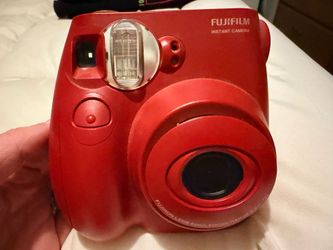 Fuji Film Instax 7S