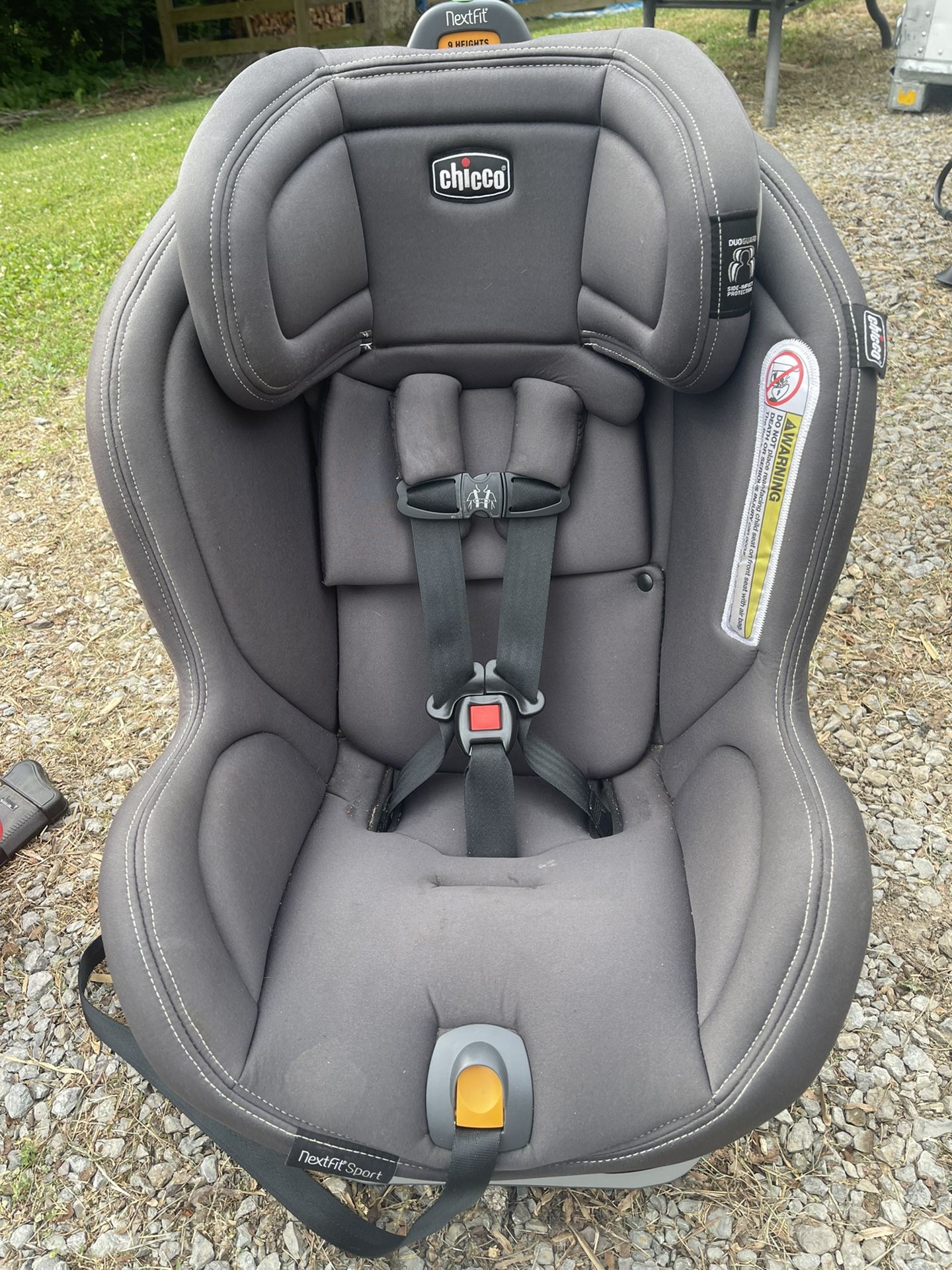 Chicco Nextfit IX Convertible Car Seat