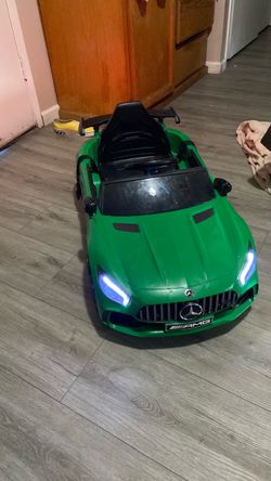 Mercedes-Benz AMG GT Kids Ride-On Car