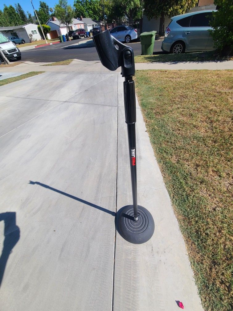 Microphone Stands (Proline)