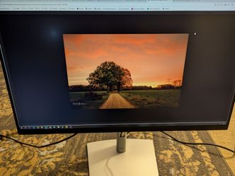 Like new Dell professional 27-Inch USB-C Monitor