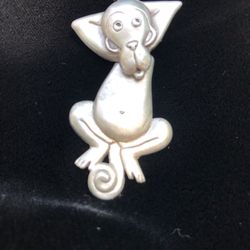 Pewter Relaxed Monkey Brooch with Movable Upoer Body/Head