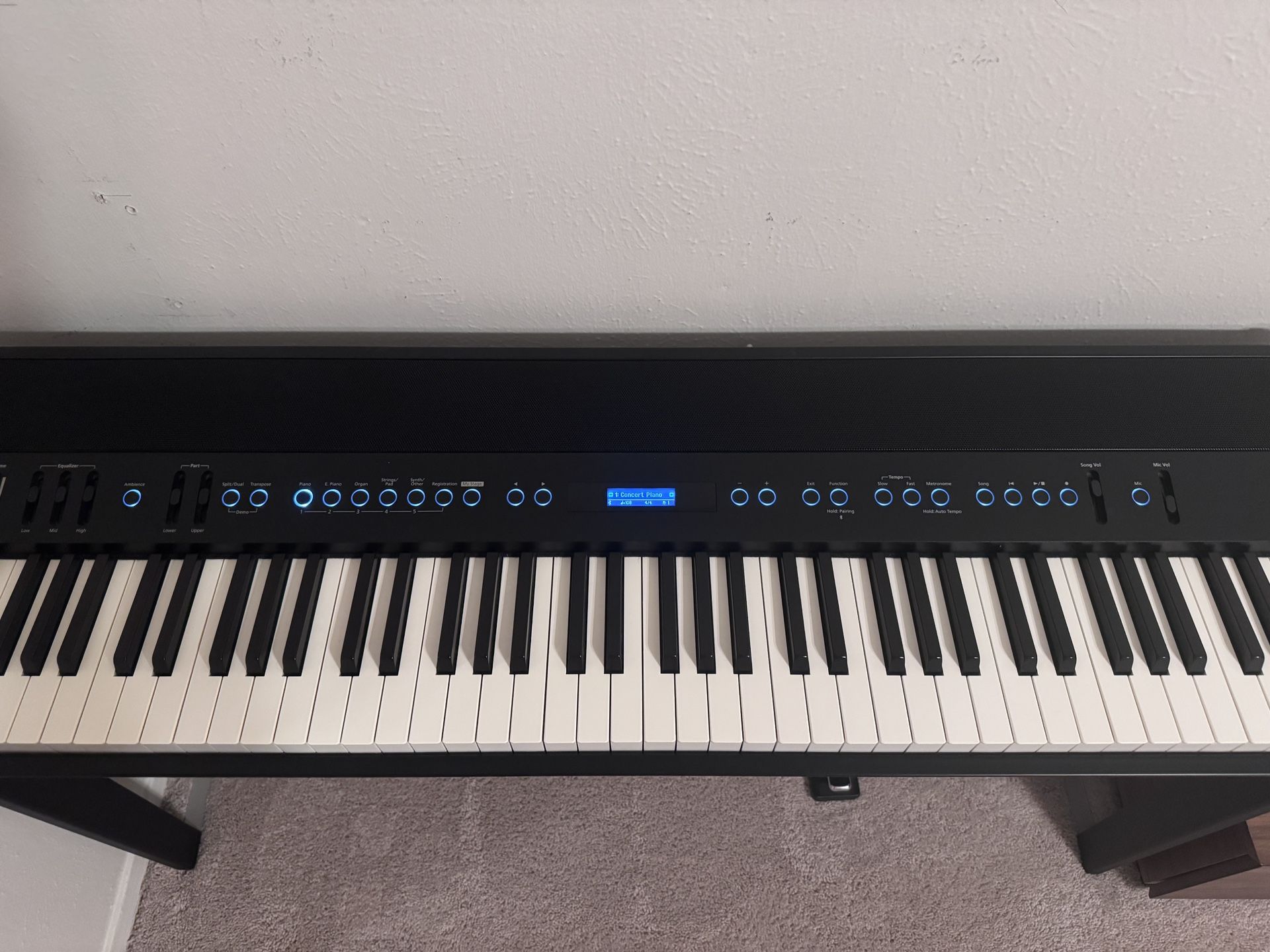 Roland FP-90X 88-key Keyboard Digital Piano And Stand