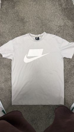 Nike Sportswear Mesh T-Shirt Light Gray Size L