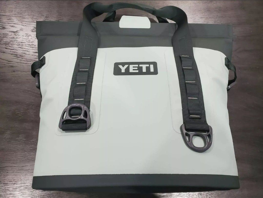 Yeti Hopper M30 Limited Edition Soft Cooler for Sale in Fort Myers, FL -  OfferUp