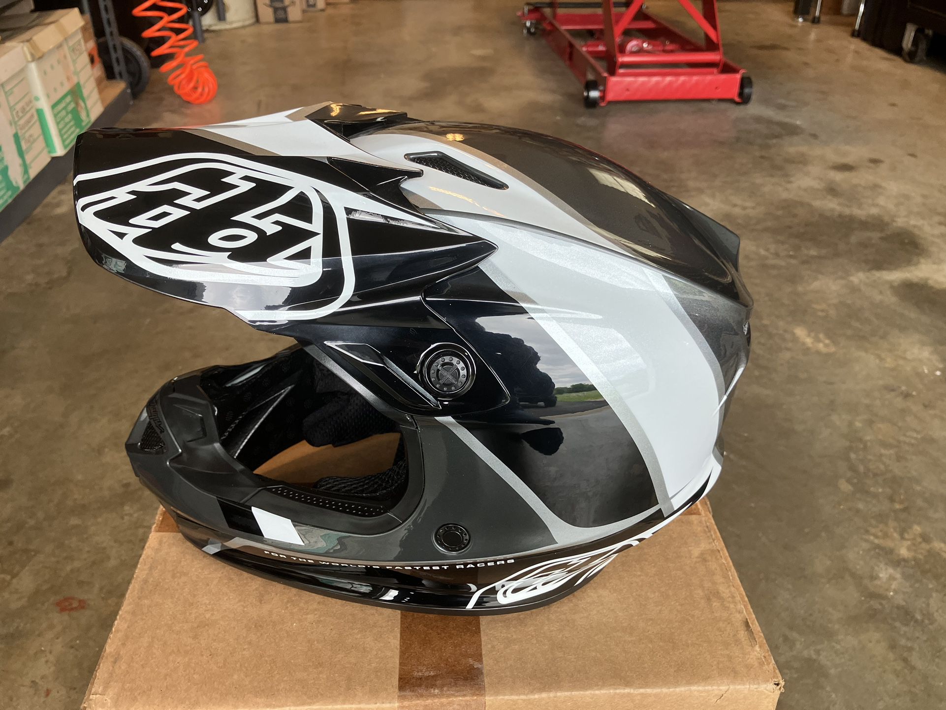 Troy Lee Designs Helmet SX MX TLD Like New