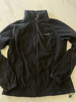 Columbia Women’s Fleece Zip-up