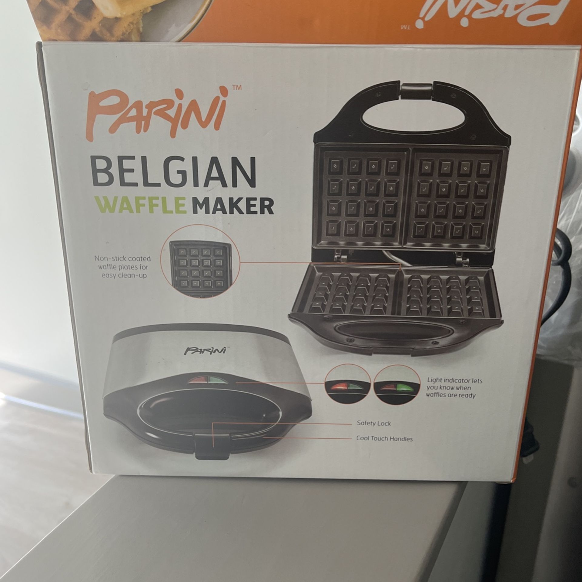 Parini Belgian Waffle Maker
