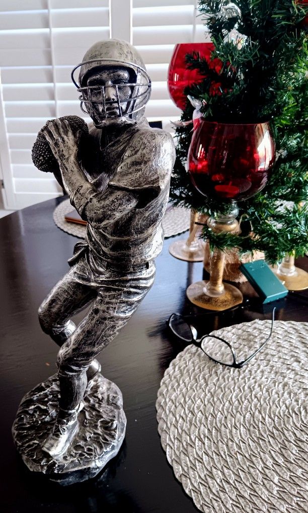 Football Player Statue! Collectible