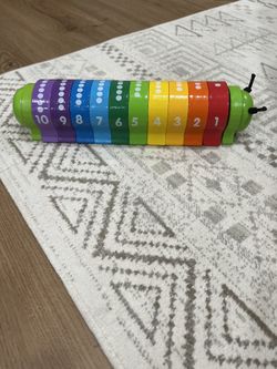 Melissa & Doug Counting Caterpillar - Classic Wooden Toy With 10 Colorful Numbered Segments