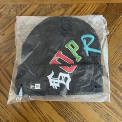 Supreme New Era Arc Beanie Navy