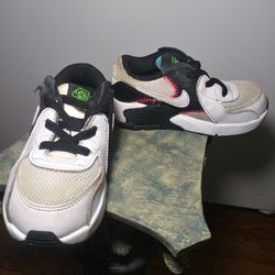 Nike Air Max Sneakers In GOOD CONDITION!