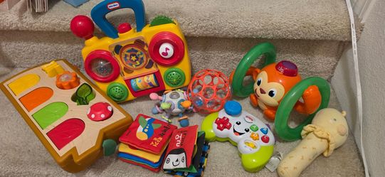 Baby Toys (Around 1 Year Old)
