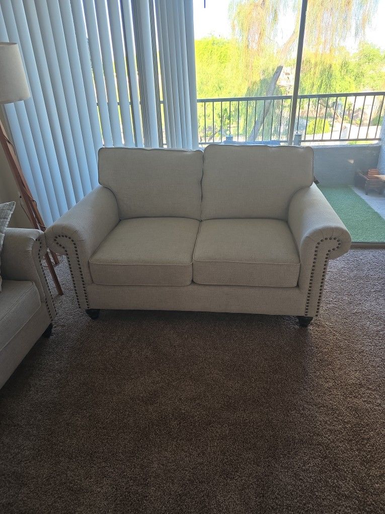 Love Seat & Sofa Ashley Furniture