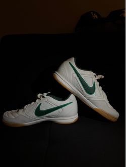 Nike Gato