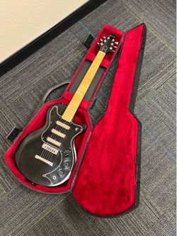 1978 Gibson S-1 electric guitar with hardshell case