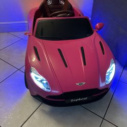 Electric Car 12V Pink AS IS