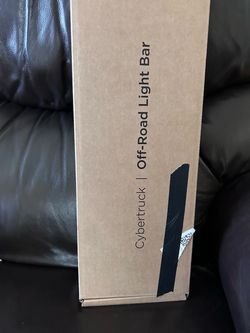 Tesla Cybertruck Off-Road Light Bar