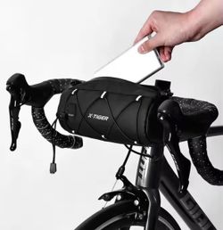 Bike Frame Bag - Brand new - If the listing is up and you can see it, that means the item is available - Pickup please 60616 - No delivery  / No trade