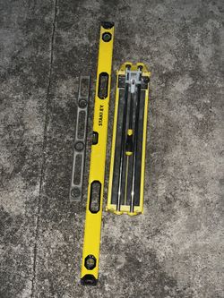 2 Levelers And Tile cutter
