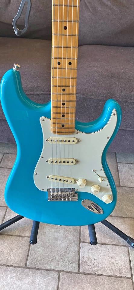 Fender American Professional II Stratocaster- MINT