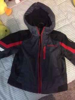 Weatherproof jacket size 2t. Excellent condition. My son only wore it once.