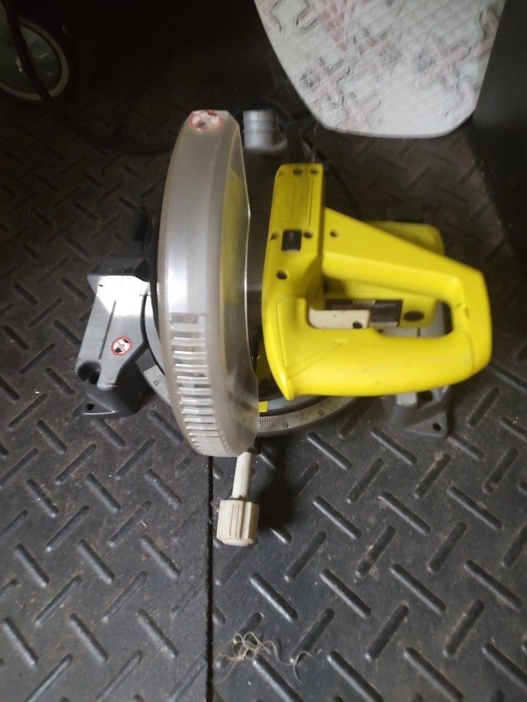 Saw