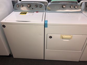 New scratch and dent whirlpool washer and dryer set. 1 year warranty