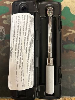 Snap-on Torque Wrench with Case QD1R200A