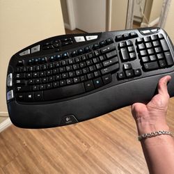 Logitech Wireless Keyboard