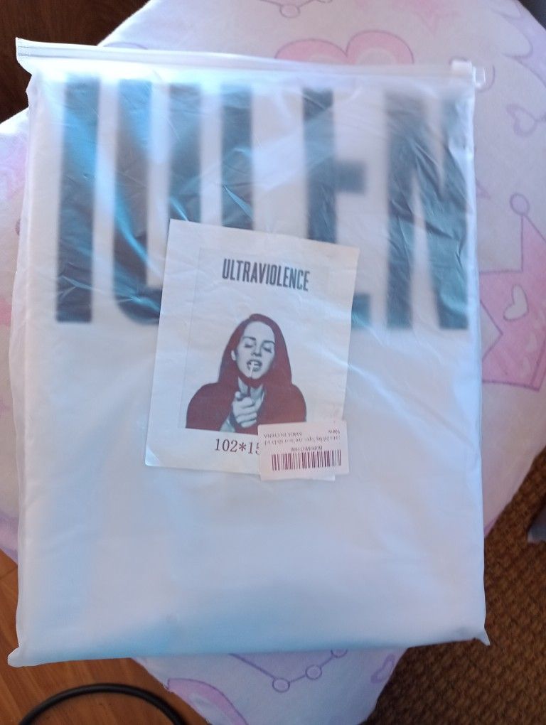 🩷 Wall Tapestry Unopened- Still Available 