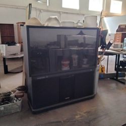 Huge Vintage Screen For Games, Hitachi 