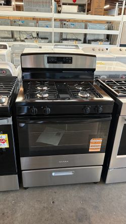 Amana 30” Stainless Steel Freestanding Gas Range with Bake Assist Temps
