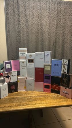 Ladies perfume read description