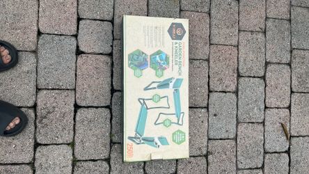 TORELLI DUAL-FUNCTION GARDEN BENCH & KNEELER WITH REMOVABLE TOOL POUCH (NEW)