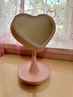 Heart Vanity Mirror Table Lamp