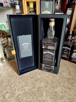 Jack Daniels Sinatra Select Bottle