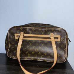 Louis Vuitton Monogram Shoulder Bag 
