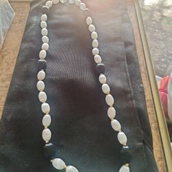 Vintage  Woven Pearl Necklace $25. o.b.o