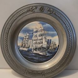  "Tall Ships: A Salute to America". Danbury Mint Limited Edition Pewter Plate 