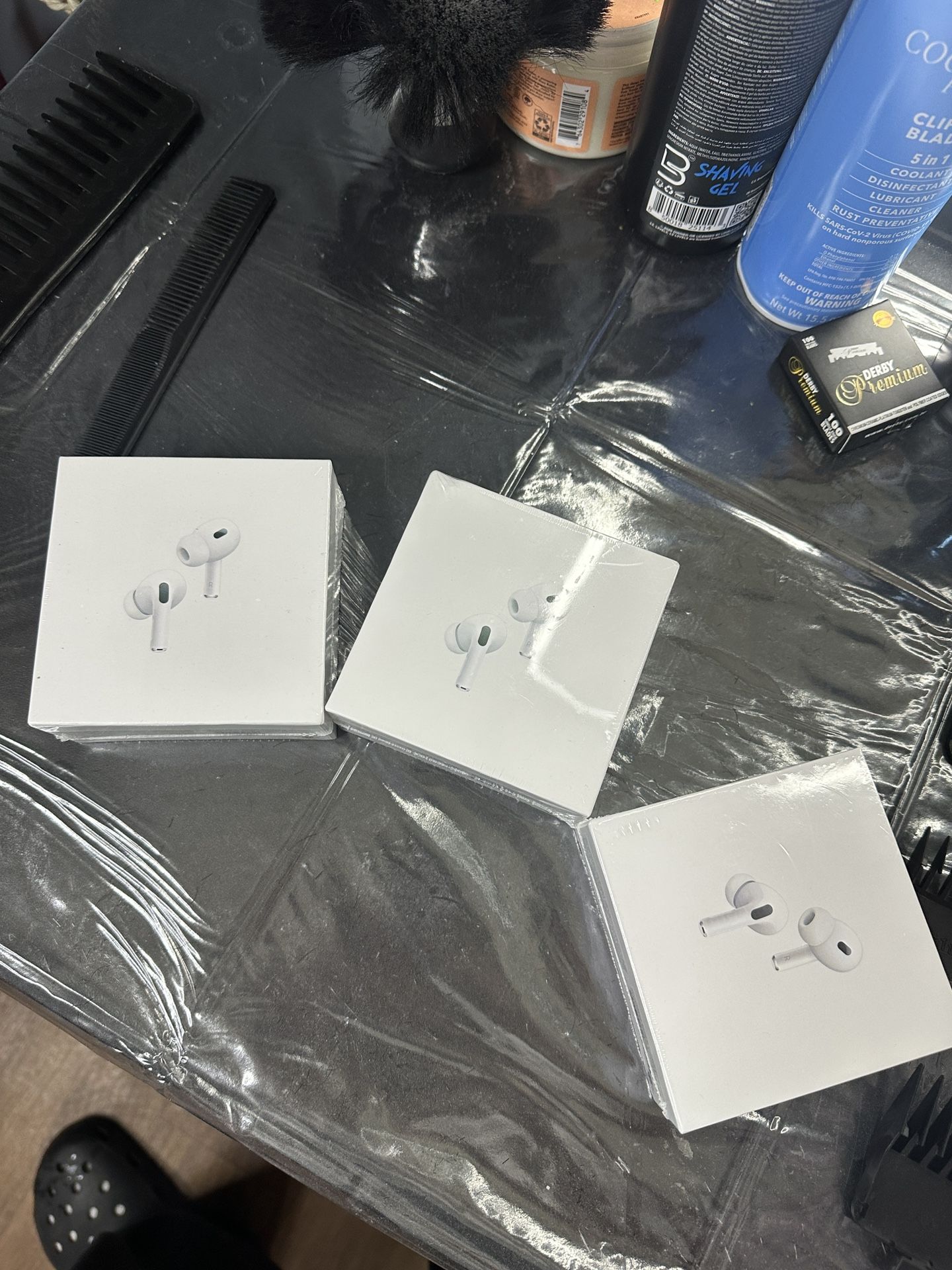AIRPODS pros